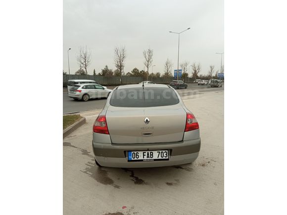Sahibinden Renault Megane 1.6 Dynamique 2004 Model
