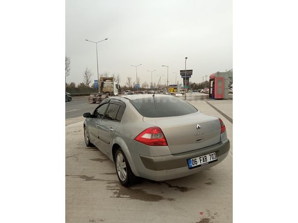 Sahibinden Renault Megane 1.6 Dynamique 2004 Model