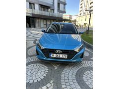 Sahibinden Hyundai i20 1.4 MPI Style Plus 2020 Model  57.000 km Mavi (metalik)