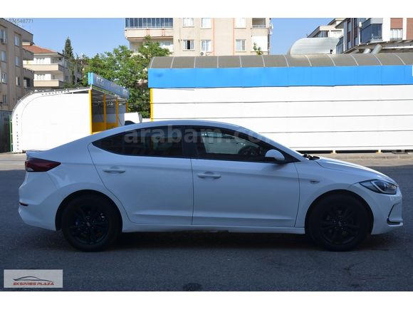 EKSPRES PLAZA'DAN 2018 HYUNDAİ ELENTRA 1.6 CRDI STYLE PLUS