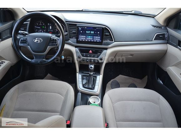 EKSPRES PLAZA'DAN 2018 HYUNDAİ ELENTRA 1.6 CRDI STYLE PLUS