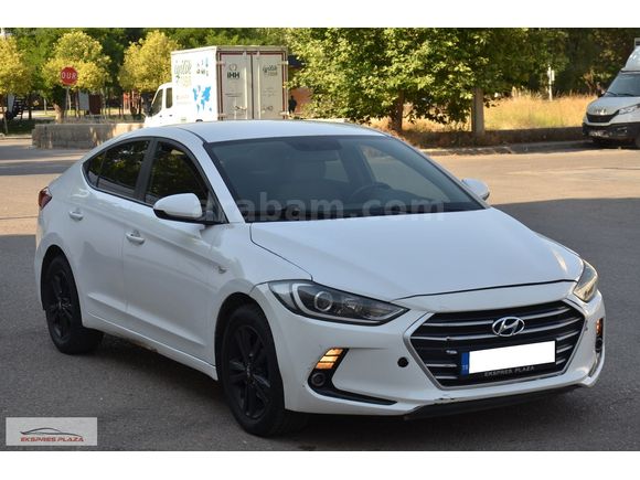 EKSPRES PLAZA'DAN 2018 HYUNDAİ ELENTRA 1.6 CRDI STYLE PLUS