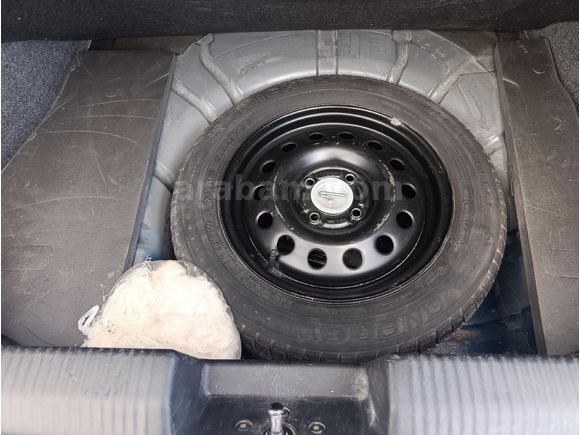 Sahibinden Ford Focus 1.6 Ghia 2001 Model