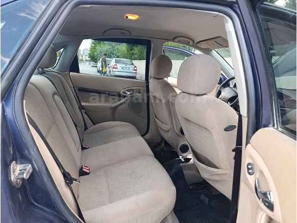 Sahibinden Ford Focus 1.6 Ghia 2001 Model