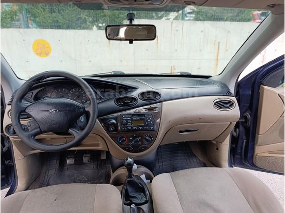 Sahibinden Ford Focus 1.6 Ghia 2001 Model