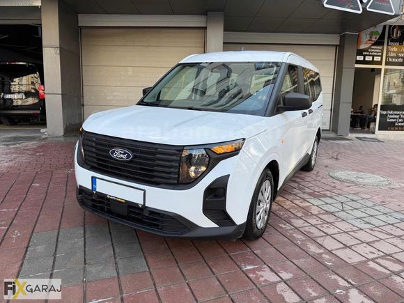 53.000 KM'DE HATASIZ DİZEL FORD TOURNEO