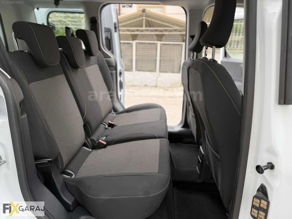 53.000 KM'DE HATASIZ DİZEL FORD TOURNEO