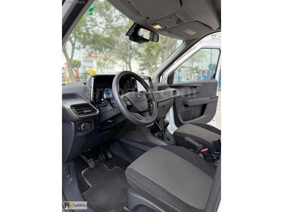 53.000 KM'DE HATASIZ DİZEL FORD TOURNEO