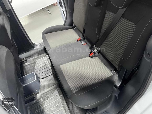 33.000 KM DE BOYASIZ TAKAS VE SENETLE SATIŞIMIZ VARDIR.