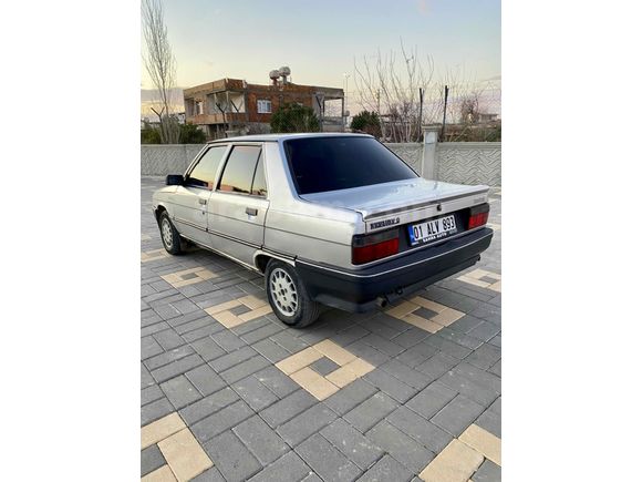 Sahibinden Renault R 9 1.4 Broadway 1996 Model 