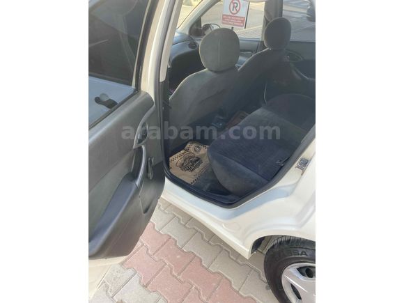 Sahibinden Ford Focus 1.6 Ambiente 1999 Model 