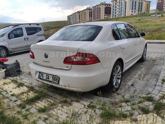 Sahibinden Skoda SuperB 1.6 TDI Elegance 2012 Model