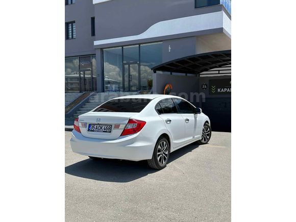  Temiz Honda Civic  FB7 
