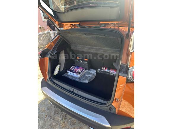 Sahibinden Peugeot 2008 1.2 PureTech Active Prime 2023 Model 