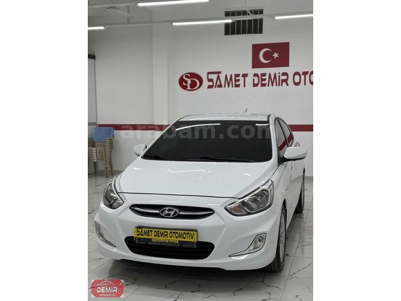 SAMET DEMİR OTOMOTİVDEN 85.000 KM DE HYUNDAİ ACCENT BLUE