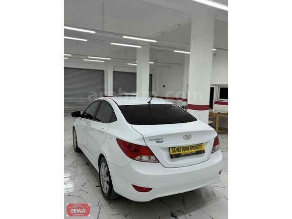 SAMET DEMİR OTOMOTİVDEN 85.000 KM DE HYUNDAİ ACCENT BLUE