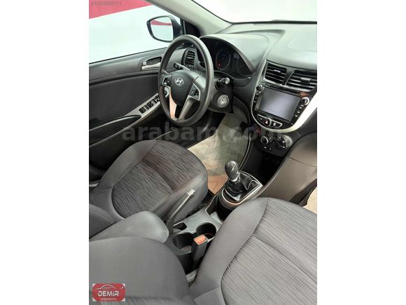 SAMET DEMİR OTOMOTİVDEN 85.000 KM DE HYUNDAİ ACCENT BLUE