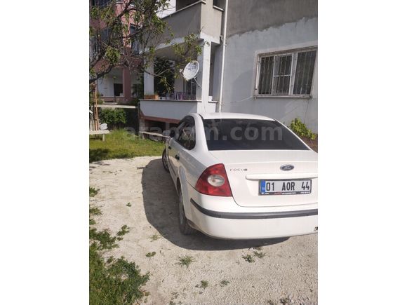 Sahibinden Ford Focus 1.6 Trend 2006 Model