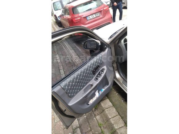 Sahibinden Hyundai Accent 1.3 Admire 2006 Model
