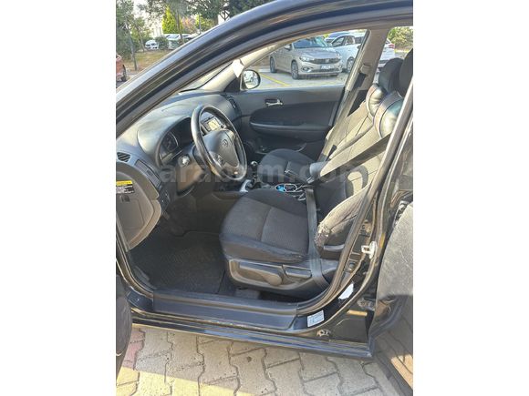 Sahibinden Hyundai i30 1.6 CRDi Select 2008 Model
