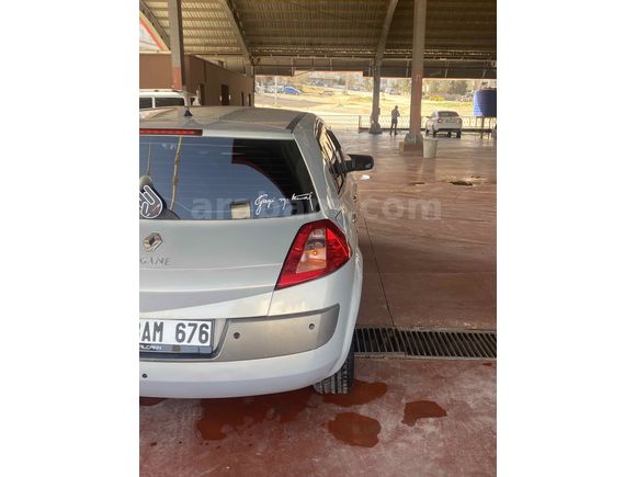 Bakımlı Düşük KM Renault Megane 1.6 Dynamique 2005 Model 