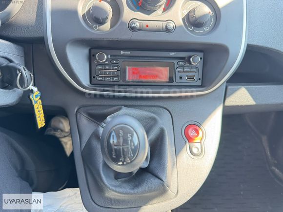 YETKİLİ BAYİ'DEN RENAULT KANGOO MULTIX JOY-HATASIZ-
