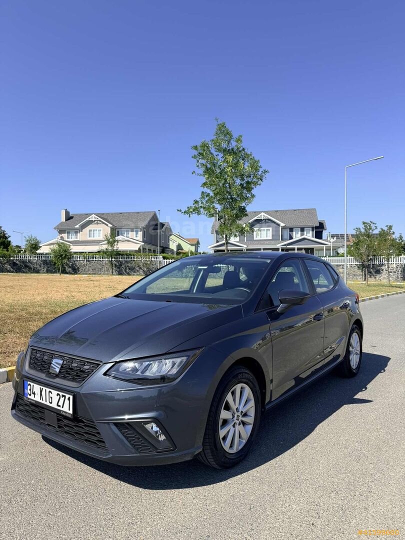 Galeriden Seat Ibiza 1.0 EcoTSI Style 2024 Model İstanbul 18.000 km Füme 3