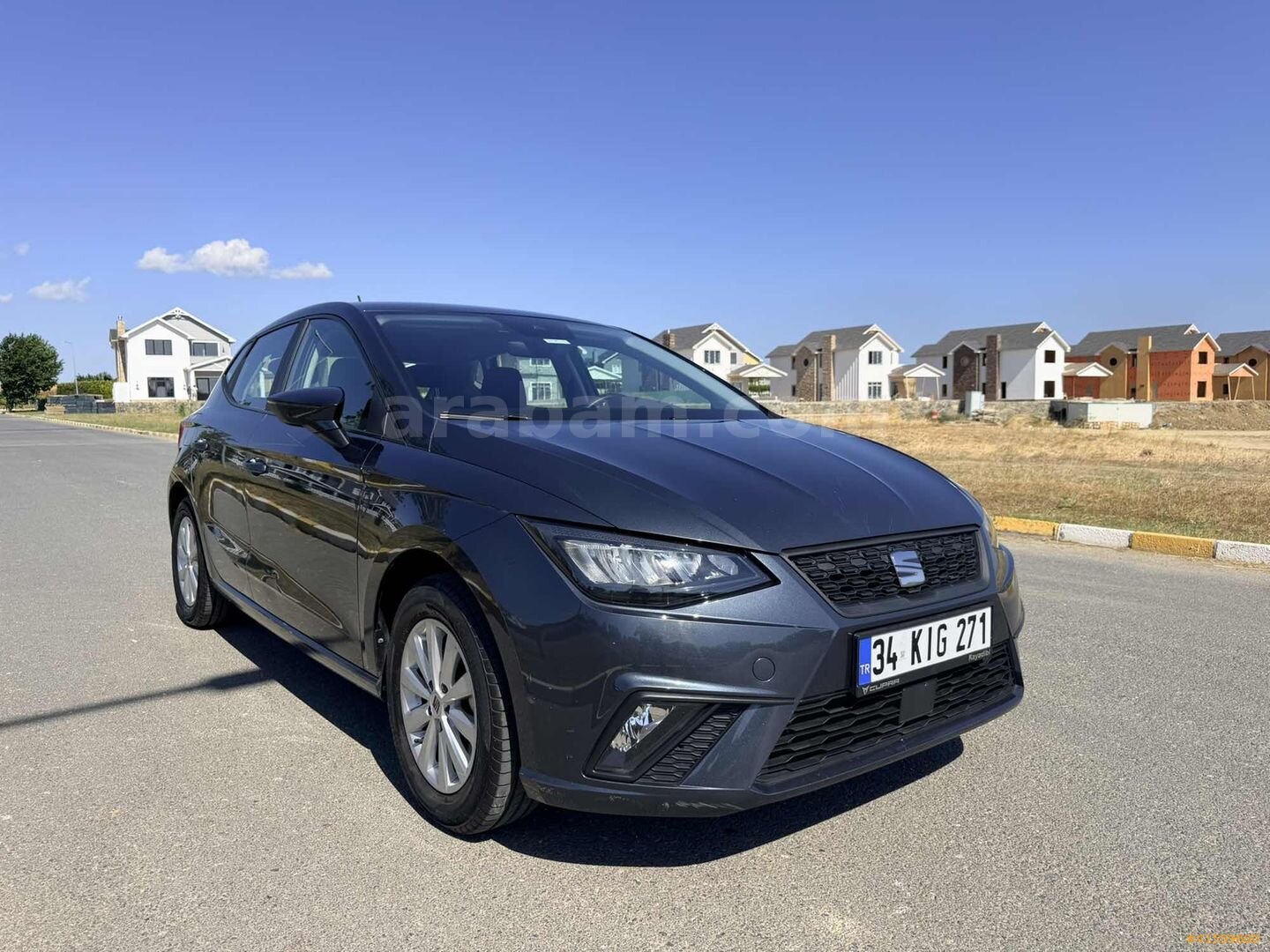 Galeriden Seat Ibiza 1.0 EcoTSI Style 2024 Model İstanbul 18.000 km Füme 1