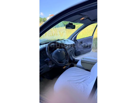 Sahibinden Renault Megane 1.6 RTE 2000 Model