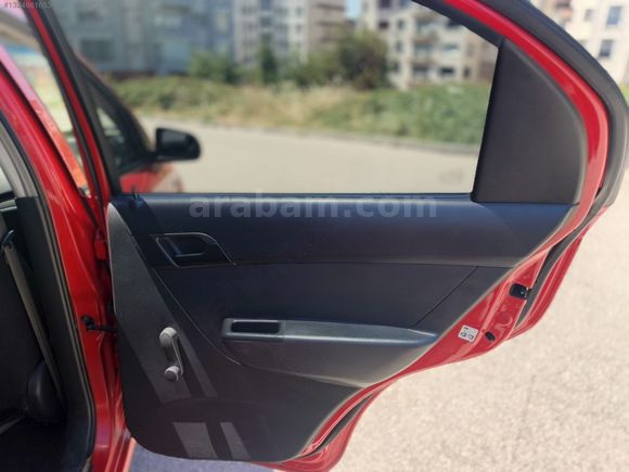162 BİN KM SAFKAN BENZİNLİ
