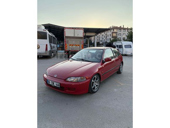 1.5 OTOMATİK HONDA CIVIC HATCHBACK  