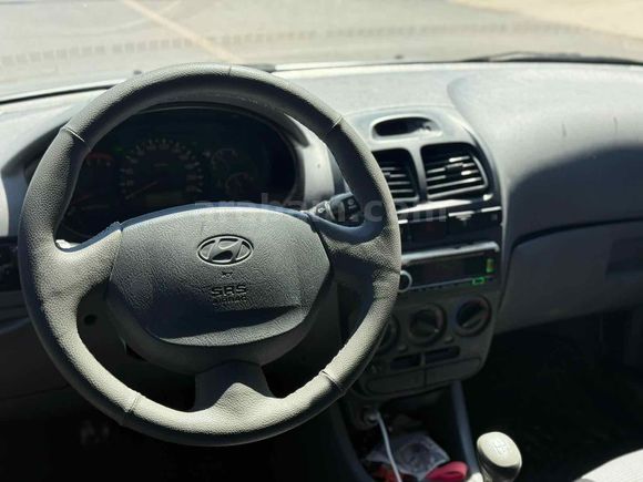 Sahibinden Hyundai Accent 1.3 Admire 2006 Model 