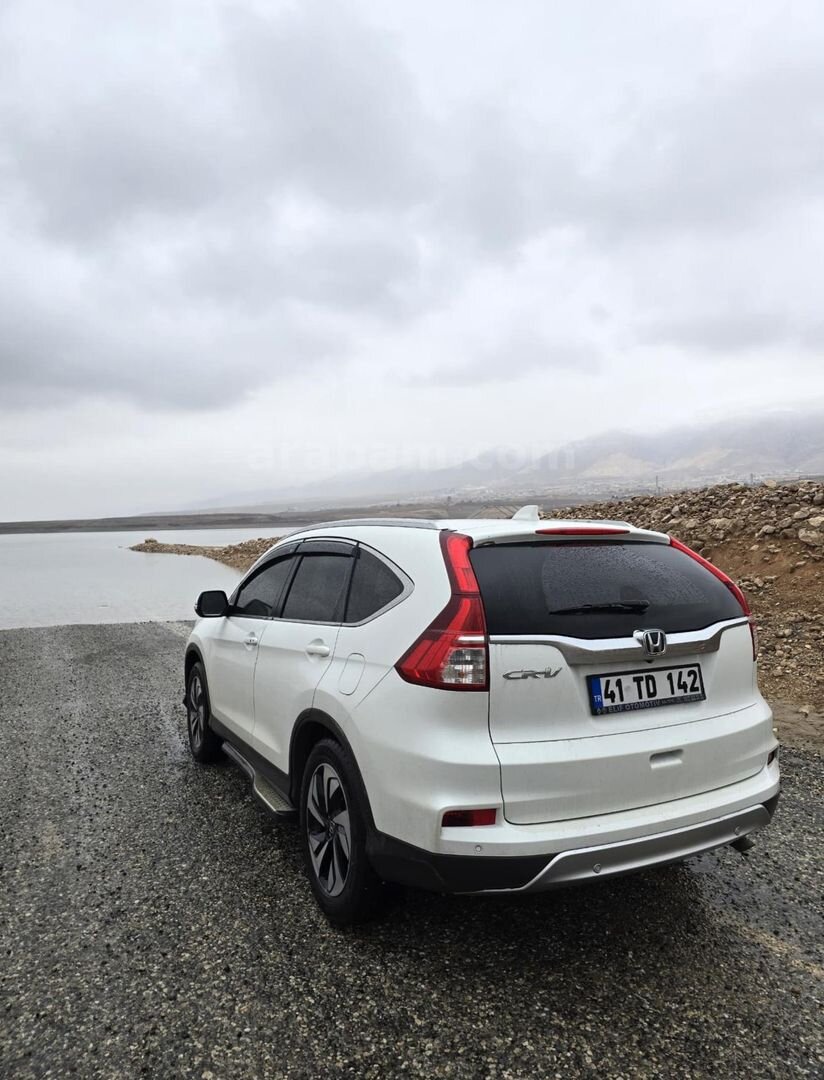 Sahibinden Honda CR-V 1.6 i-DTEC Executive 2015 Model 2