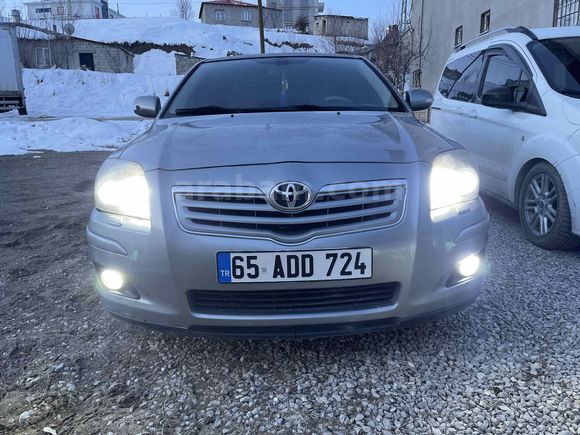 Sahibinden Toyota Avensis 1.6 Elegant 2009 Model 