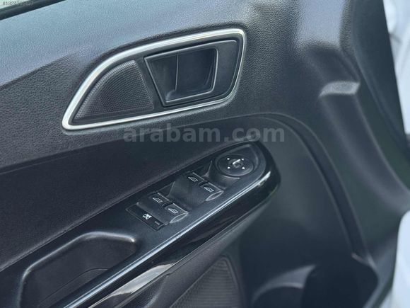 TR'DE EN UYGUN 2012 MODEL PARONOMİK CAM TAVANLI FORD B-MAX