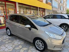 2013 ÇIKIŞLI B-MAX 1.5 TDCI TİTANİUM 127 BİN KM İLK SAHİBİNDEN