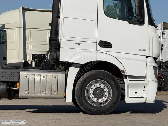 NEŞELİ İSTANBUL - 2017 MODEL ACTROS 1842 ADR'Lİ *634.000KM*