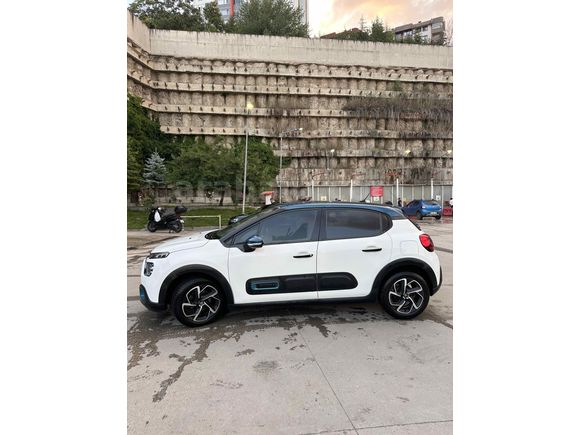 Sahibinden Citroen C3 1.2 PureTech Shine 2020 Model 