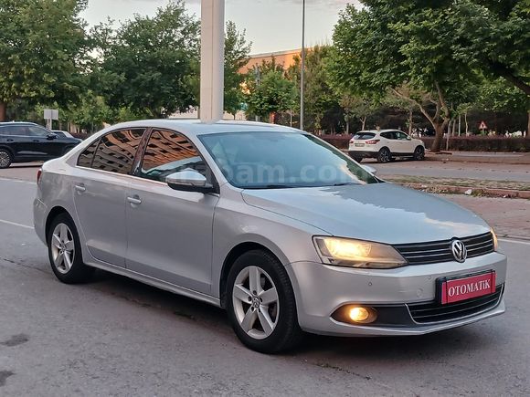 2014 MODEL 1.6 TDI HİGHLİNE DİZEL HATASIZ BOYASIZ