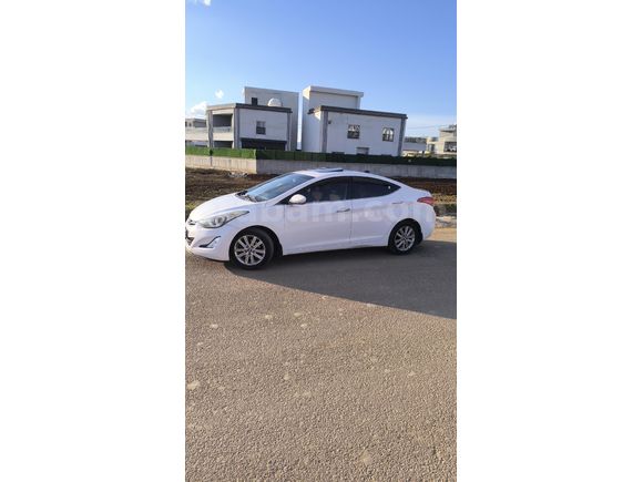 Sahibinden Hyundai Elantra 1.6 D-CVVT Elite 2014 Model  131.800 km Beyaz