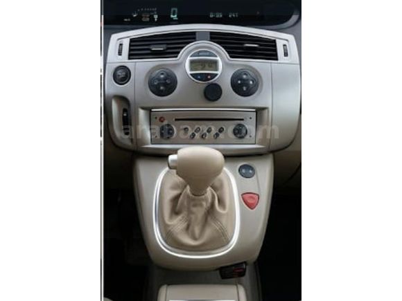 Sahibinden Renault Scenic 1.6 Privilege 2008 Model
