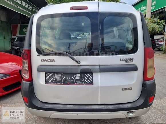 2008 model 1.5 dizel 7 kişilik otomobil ruhsatlı.195 bin km'de..