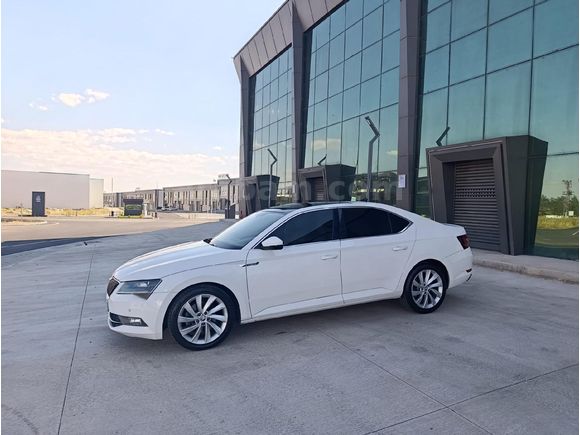 Galeriden Skoda SuperB 1.6 TDI Prestige 2018 Model Diyarbakır