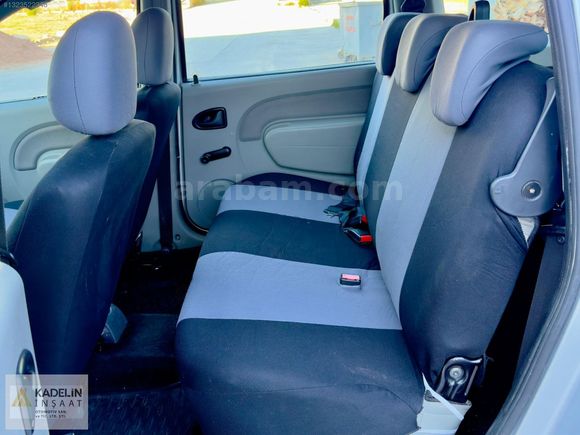 2012 model 1.5 dizel..7 kişilik otomobil ruhsatlı.205 bin km'de.