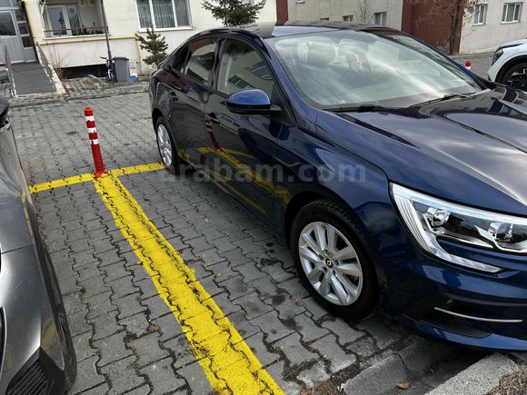 Sahibinden Renault Megane 1.3 TCe Touch 2025 Model 
