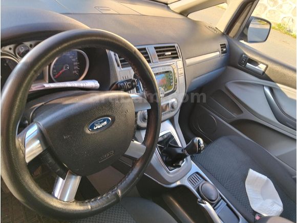 Sahibinden Ford C-Max 1.6 TDCi Titanium 2010 Model