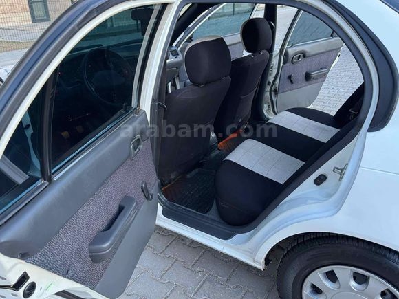 Değişensiz orjinal temiz araba  

