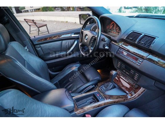 ERDEM'den 2000 BMW X5 4,4 V8 Gümüş Gri - Siyah Full Hatasız
