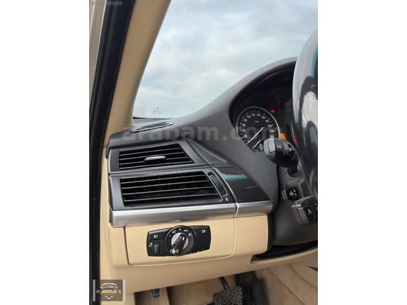 EMSALSIZ TEMİZLİKTE BMW X5