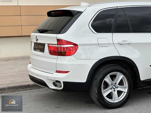 BOYASIZ 2011 MODEL X5 30D XDRİVE 8 İLERİ ISITMA CAM TAVAN